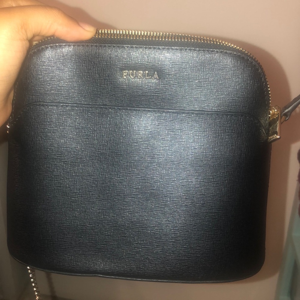 Luxe Furla crossbody purse